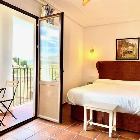 ドン ミゲル ホテル 4*