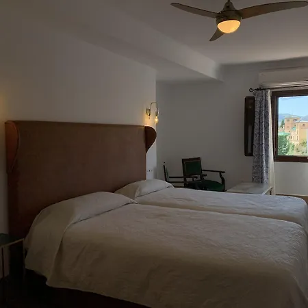 فندق دون ميغيل 4*