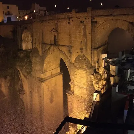 فندق دون ميغيل 4*