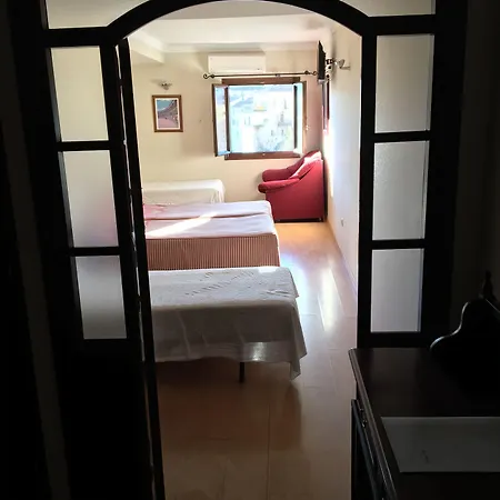 Отель Don Miguel 4*